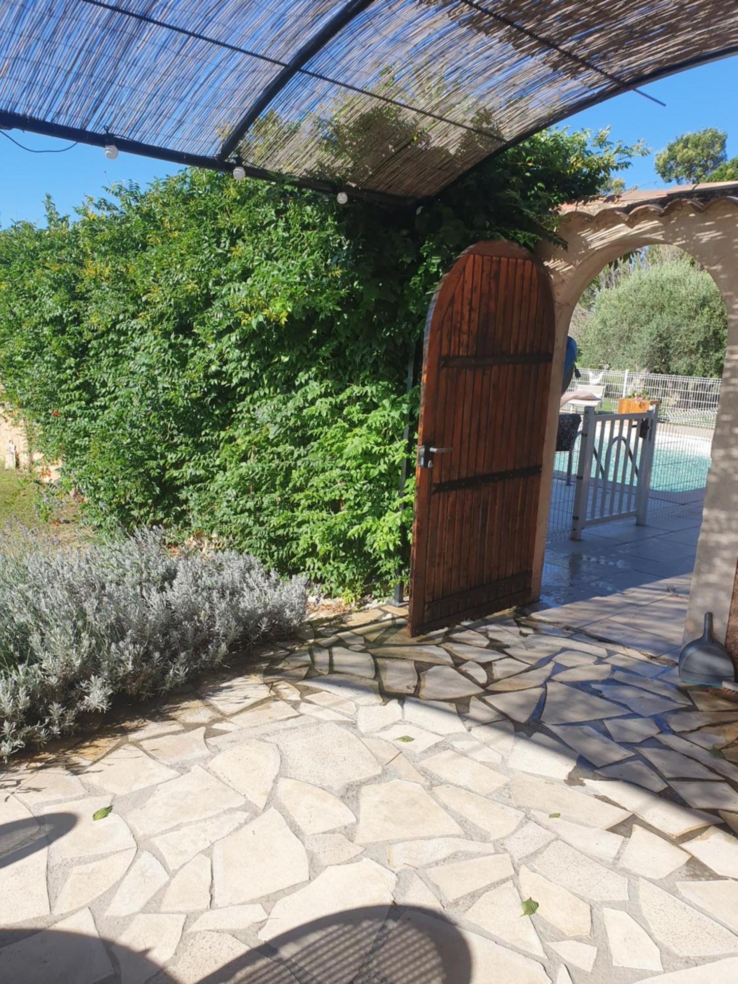 Holiday home Mas Saint Jean *